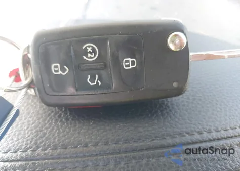 2020 Volkswagen Passat 2.0T Se z USA, uszkodzony, nr VIN 1VWSA7A37LC017692